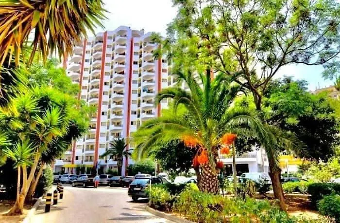 Hotel apartamentowy Happy Na Rocha 2